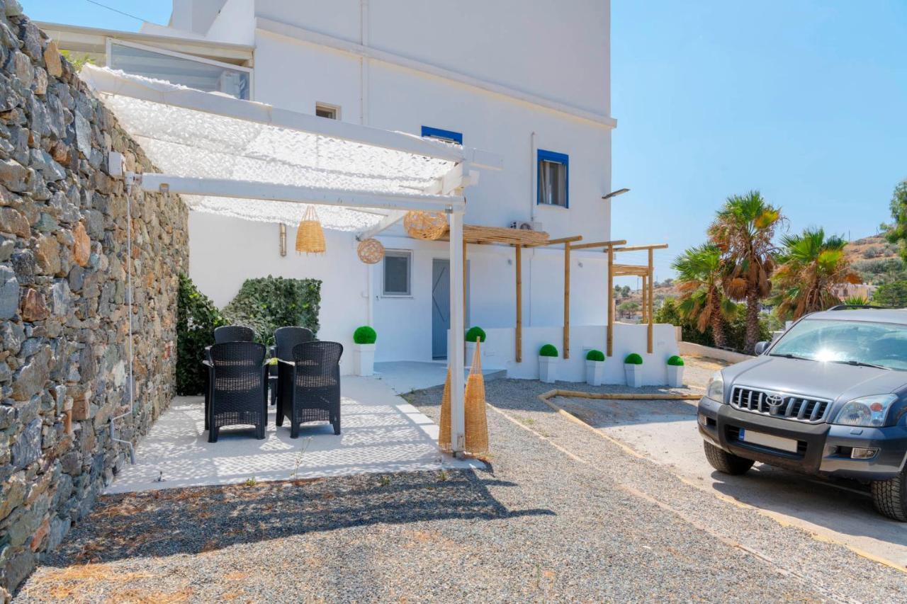 Endless Blue From Syros - Megas Gialos Resort - Suite 1 Eksteriør billede